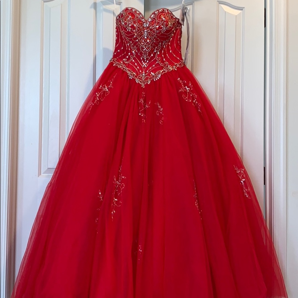 Red ball gown/ sweet 16 dress